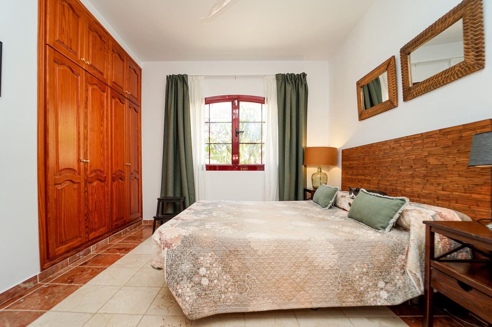 6 soverom Villa til salgs i Salobre Golf med svømmebasseng garasje - € 988 000 (Ref: 9033194)