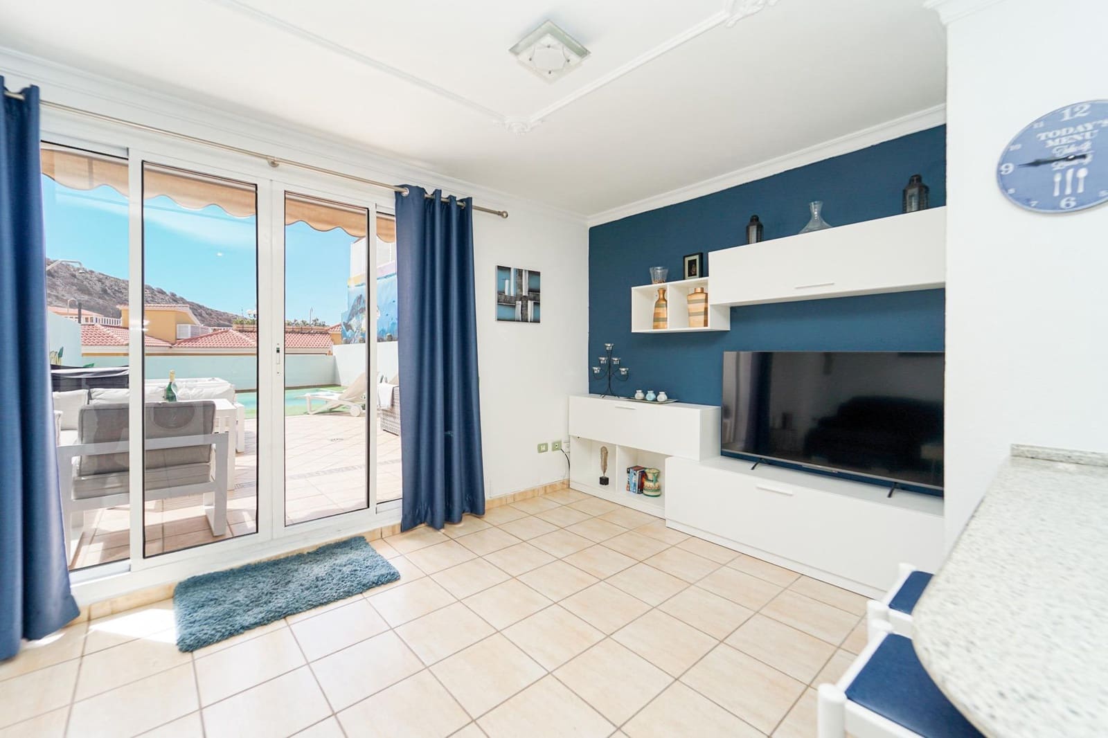 6 soveværelse Rækkehus til salg i Mogan med swimmingpool garage - € 799.000 (Ref: 9152415)