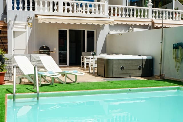 6 slaapkamer Rijtjeshuis te koop in Mogán met zwembad garage - € 799.000 (Ref: 9152415)