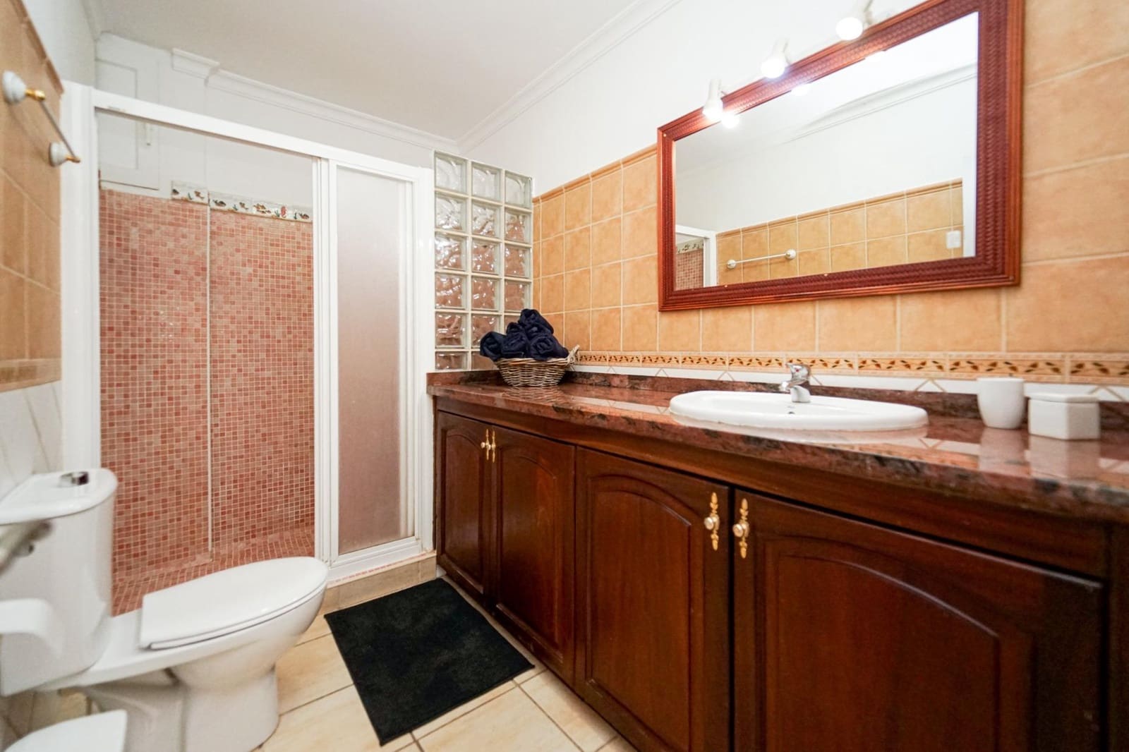 6 soveværelse Rækkehus til salg i Mogan med swimmingpool garage - € 799.000 (Ref: 9152415)