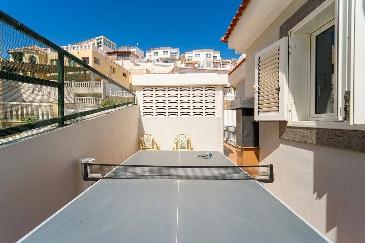 6 soveværelse Rækkehus til salg i Mogan med swimmingpool garage - € 799.000 (Ref: 9152415)