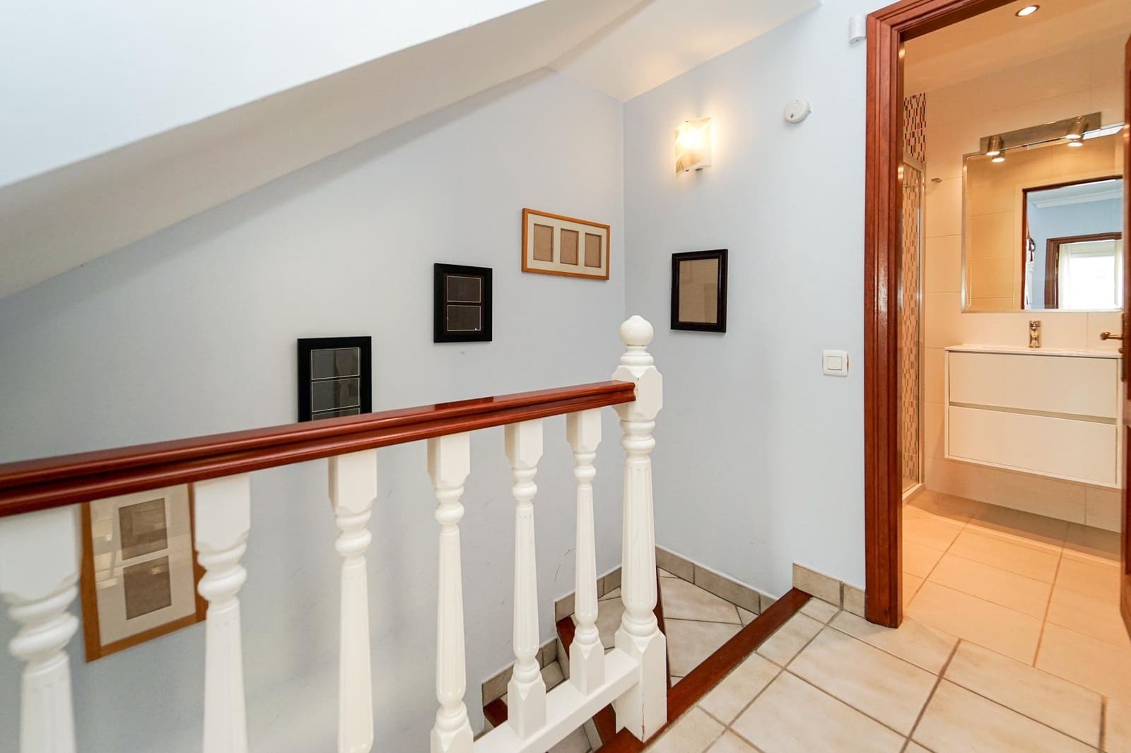 6 soveværelse Rækkehus til salg i Mogan med swimmingpool garage - € 799.000 (Ref: 9152415)