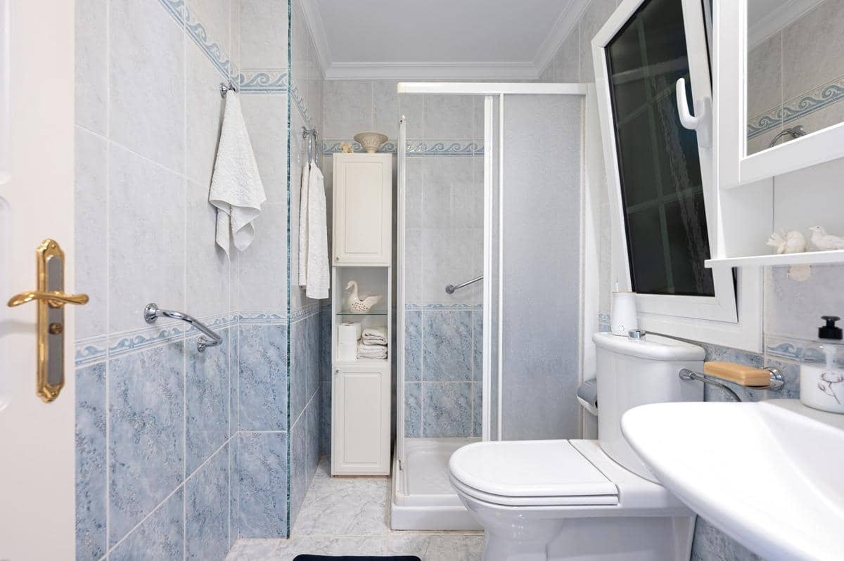 5 soverom Kjedet enebolig til salgs i Mogan med svømmebasseng garasje - € 1 150 000 (Ref: 9347670)