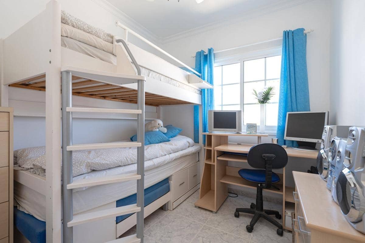 5 soverom Kjedet enebolig til salgs i Mogan med svømmebasseng garasje - € 1 150 000 (Ref: 9347670)