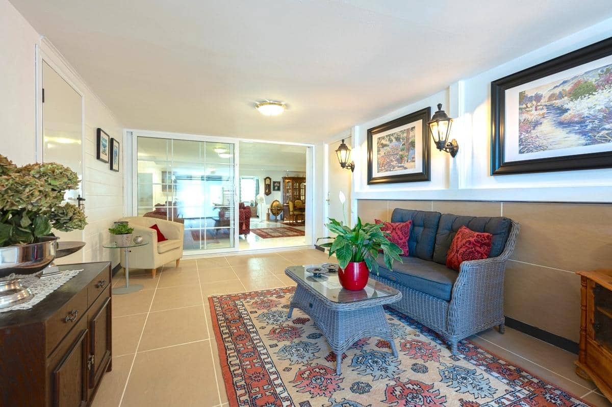 5 soverom Kjedet enebolig til salgs i Mogan med svømmebasseng garasje - € 1 150 000 (Ref: 9347670)