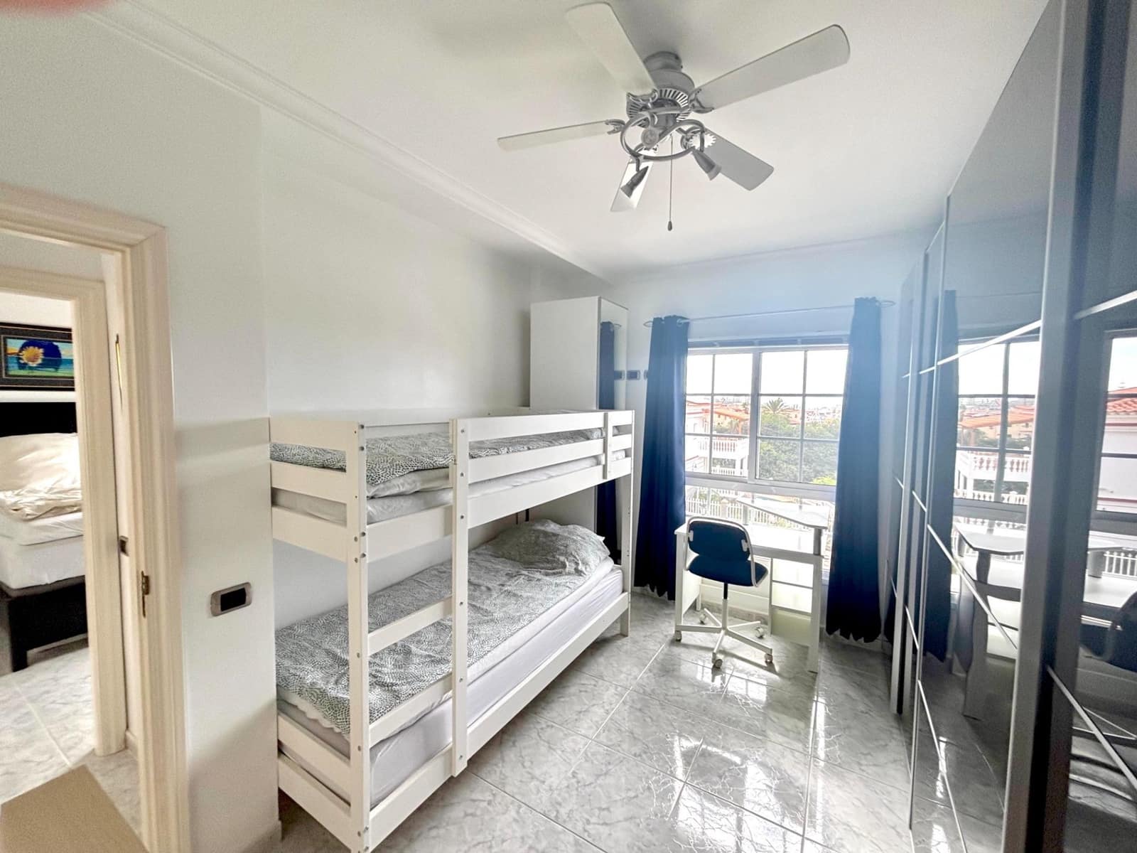 5 soverom Kjedet enebolig til salgs i Mogan med svømmebasseng garasje - € 1 150 000 (Ref: 9347670)