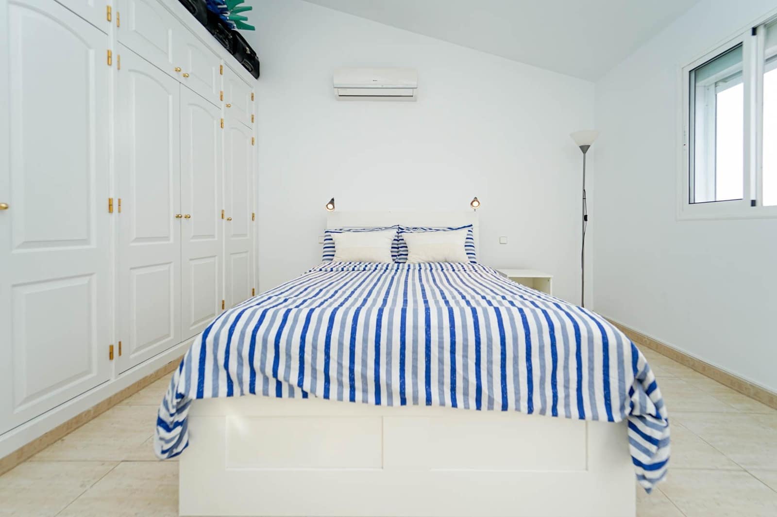 4 quarto Moradia para venda em San Agustin com piscina - 995 000 € (Ref: 9470989)