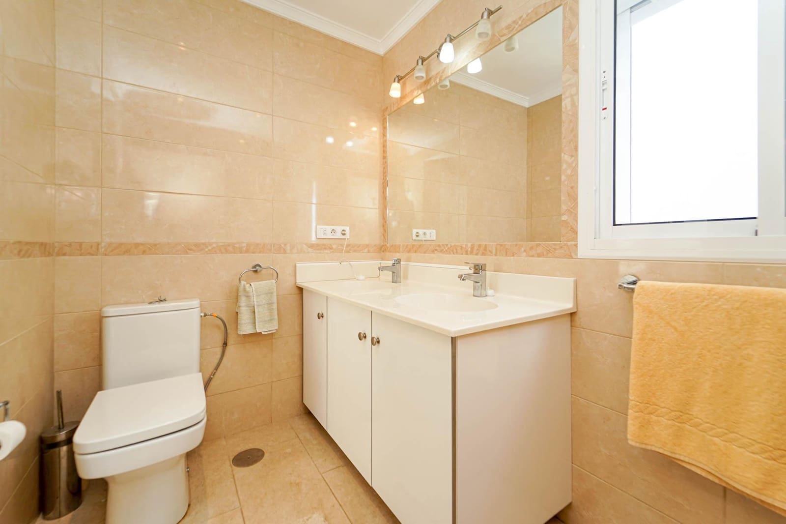 4 quarto Moradia para venda em San Agustin com piscina - 995 000 € (Ref: 9470989)