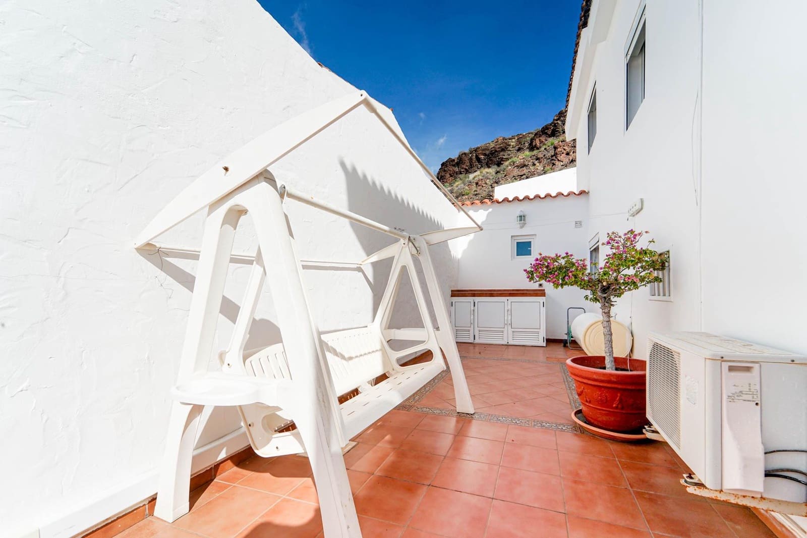 4 quarto Moradia para venda em San Agustin com piscina - 995 000 € (Ref: 9470989)