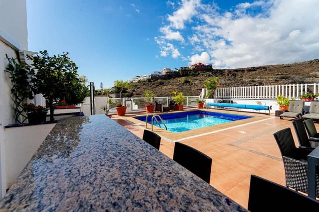 4 Zimmer Villa zu verkaufen in San Agustín, San Bartolomé de Tirajana mit Pool - 995.000 € (Ref: 9470989)