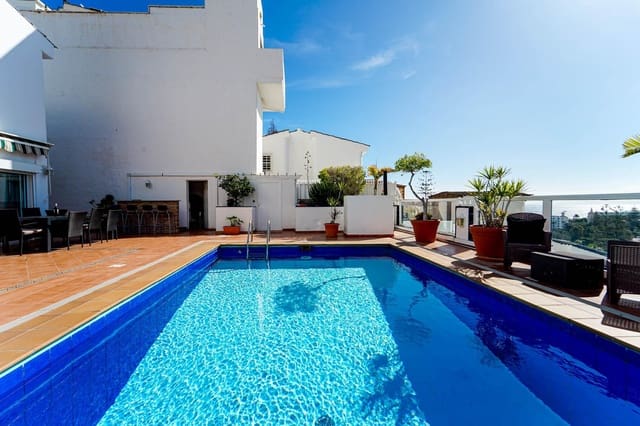 4 soveværelse Villa til salg i San Agustín, San Bartolomé de Tirajana med swimmingpool - € 895.000 (Ref: 9470989)
