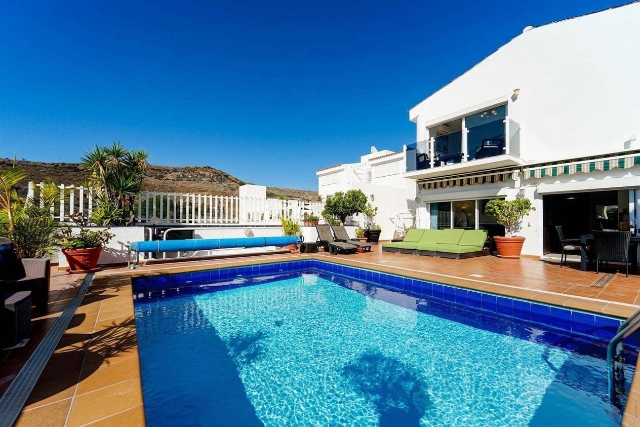 4 Zimmer Villa zu verkaufen in San Agustin mit Pool - 895.000 € (Ref: 9470989)