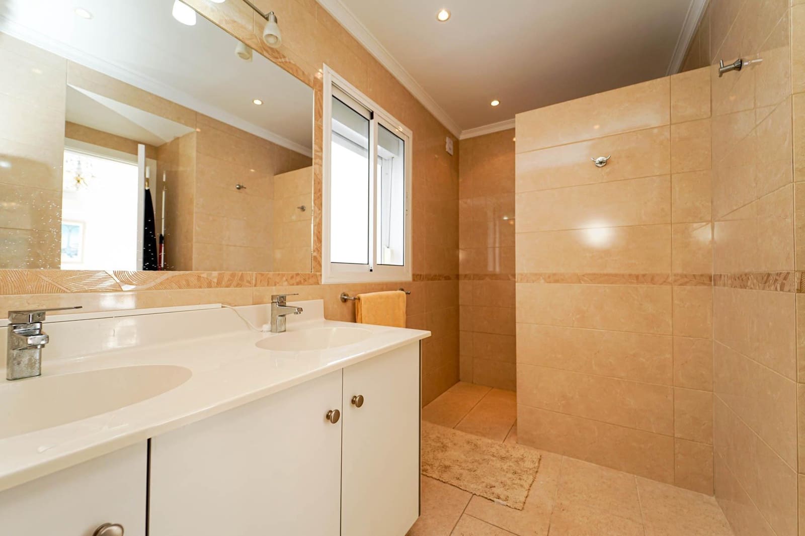 4 Zimmer Villa zu verkaufen in San Agustin mit Pool - 895.000 € (Ref: 9470989)