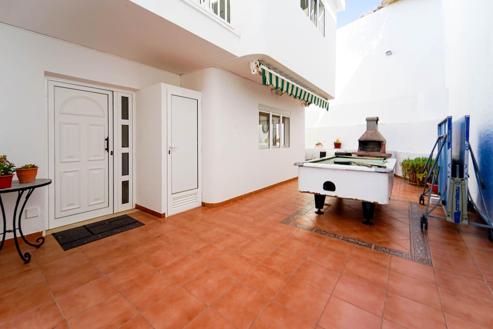 4 Zimmer Villa zu verkaufen in San Agustin mit Pool - 895.000 € (Ref: 9470989)