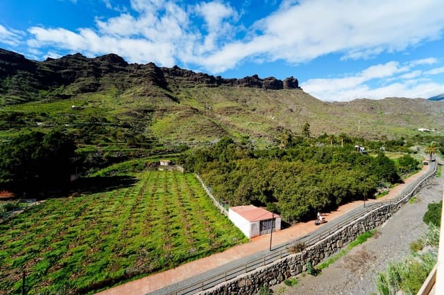 2 bedroom Apartment for sale in Mogán with garage - € 190,000 (Ref: 9519252)