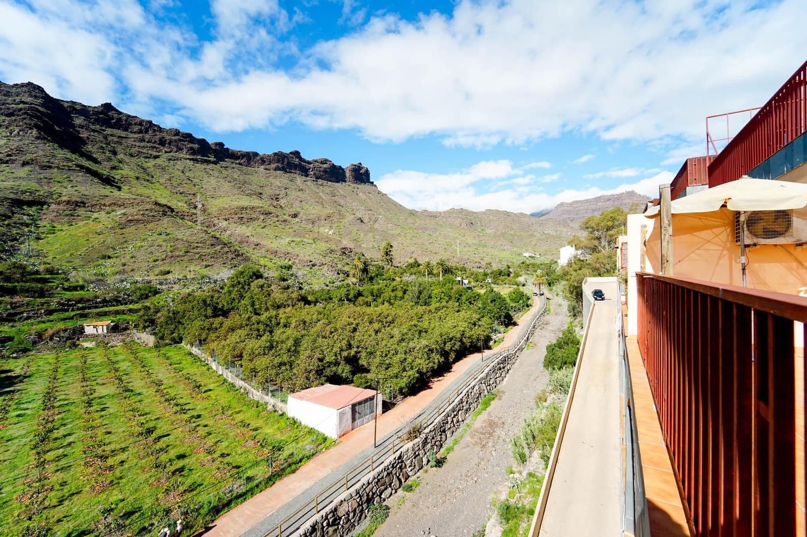 2 bedroom Apartment for sale in Mogan with garage - € 190,000 (Ref: 9519252)