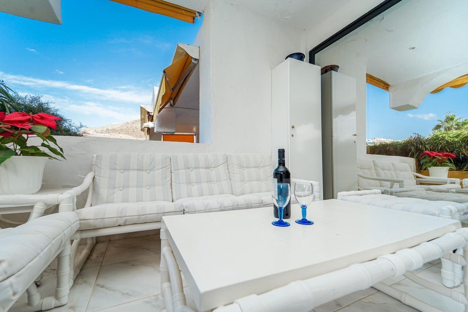 1 sovrum Lägenhet till salu i Mogan med pool - 299 000 € (Ref: 9530867)