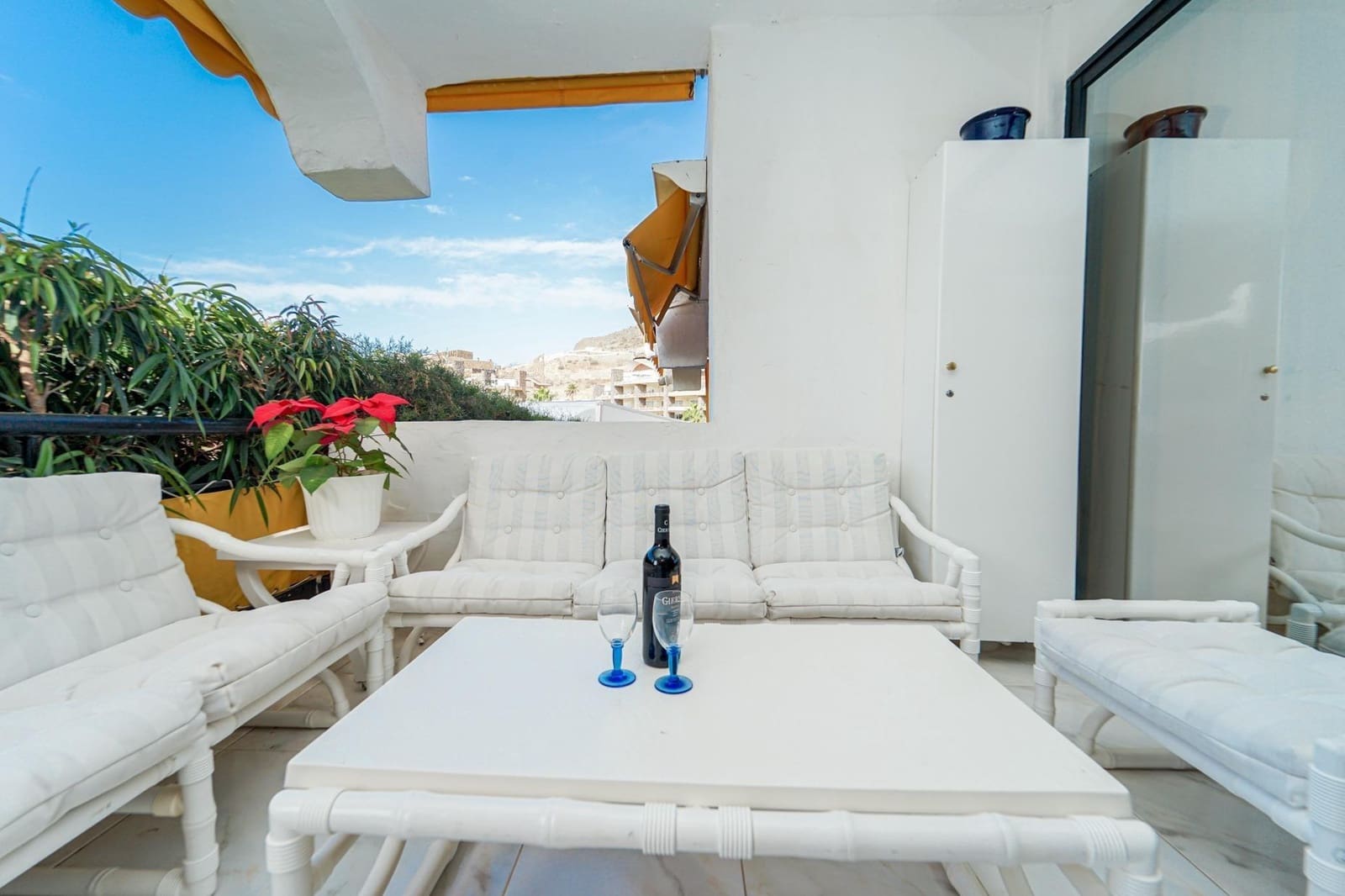 1 sovrum Lägenhet till salu i Mogan med pool - 299 000 € (Ref: 9530867)