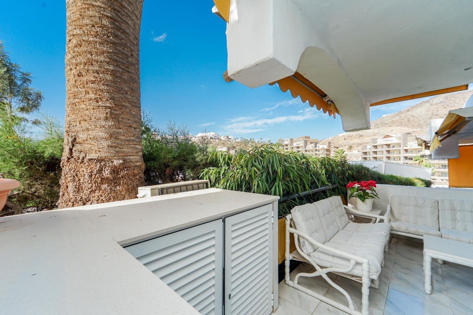 1 sovrum Lägenhet till salu i Mogan med pool - 299 000 € (Ref: 9530867)