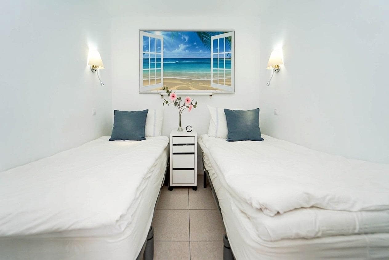 1 bedroom Apartment for sale in Puerto Rico with pool - € 195,000 (Ref: 9702388)