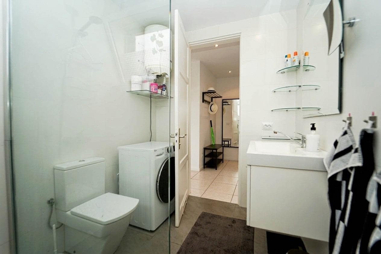 1 bedroom Apartment for sale in Puerto Rico with pool - € 195,000 (Ref: 9702388)