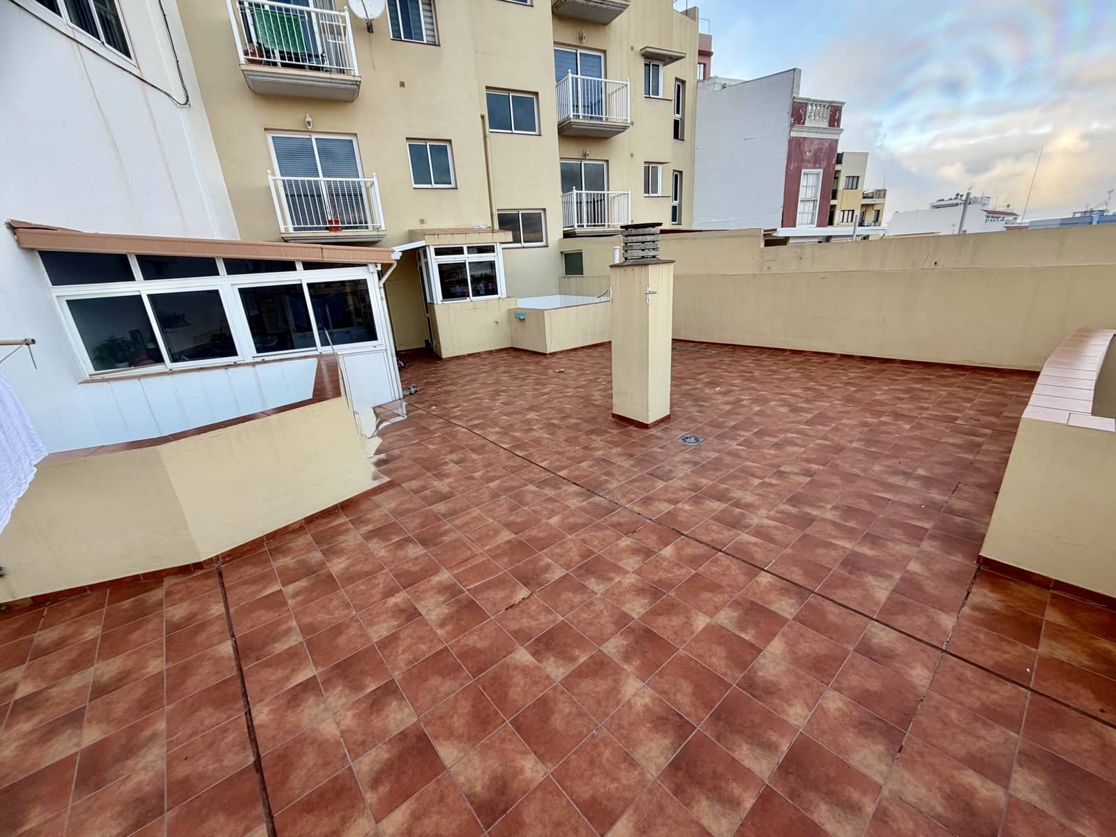 3 makuuhuone Asunto myytävänä paikassa Los Realejos mukana 
autotalli - 251 800 € (Ref: 9566622)