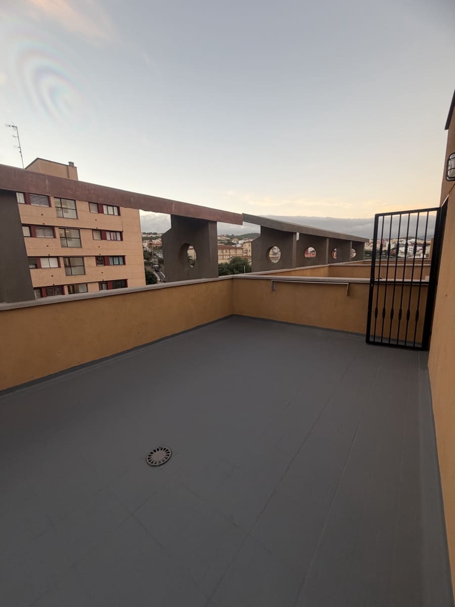 2 chambre Appartement à vendre à Santa Cruz de Tenerife avec garage - 224 800 € (Ref: 9566665)