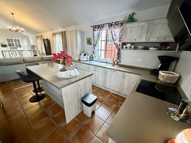 3 Zimmer Haus zu verkaufen in La Matanza de Acentejo mit Garage - 470.000 € (Ref: 9567894)