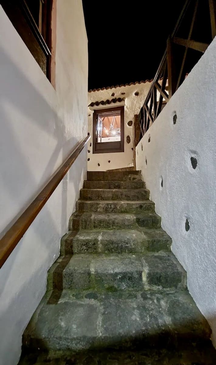 4 slaapkamer Finca/Landhuis te koop in Los Silos met garage - € 380.000 (Ref: 9567897)