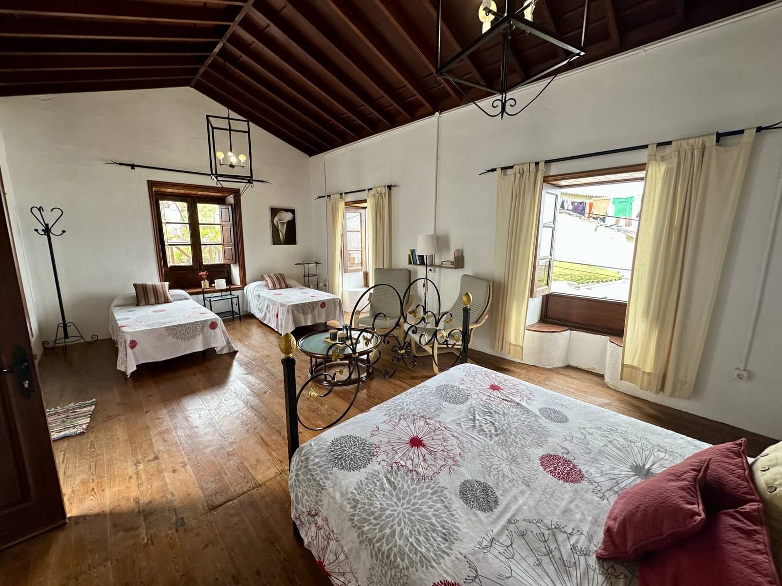 4 slaapkamer Finca/Landhuis te koop in Los Silos met garage - € 380.000 (Ref: 9567897)