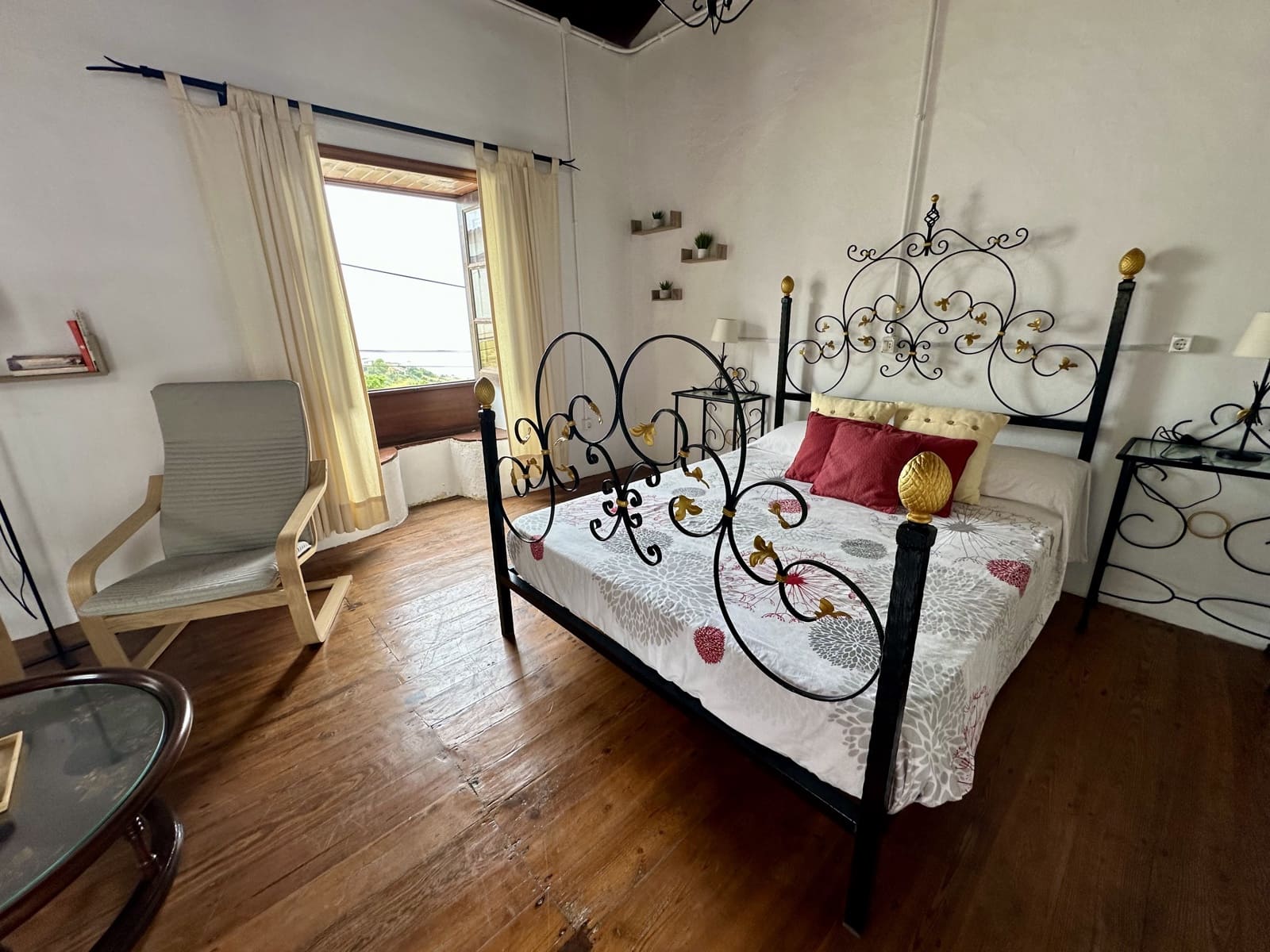 4 slaapkamer Finca/Landhuis te koop in Los Silos met garage - € 380.000 (Ref: 9567897)