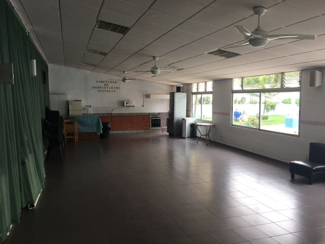 Apartamento en Puerto de la Cruz en venta con piscina garaje - 157.800 € (Ref: 9610682)