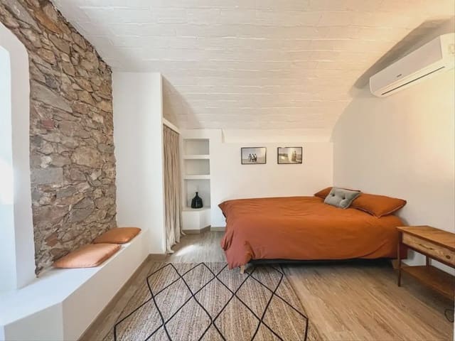 2 quarto Casa em Banda para arrendar em Girona cidade - 2 000 € (Ref: 10023259)
