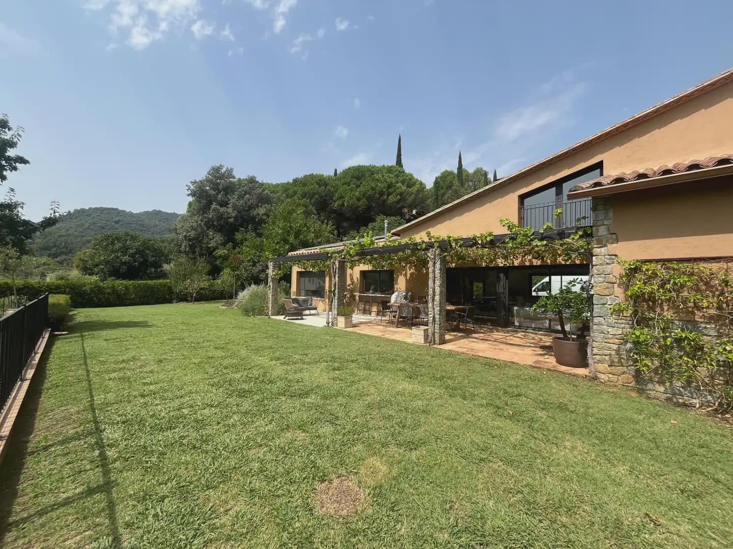 5 soverom Villa til salgs i Sant Marti de Llemena med svømmebasseng - € 890 000 (Ref: 9809857)