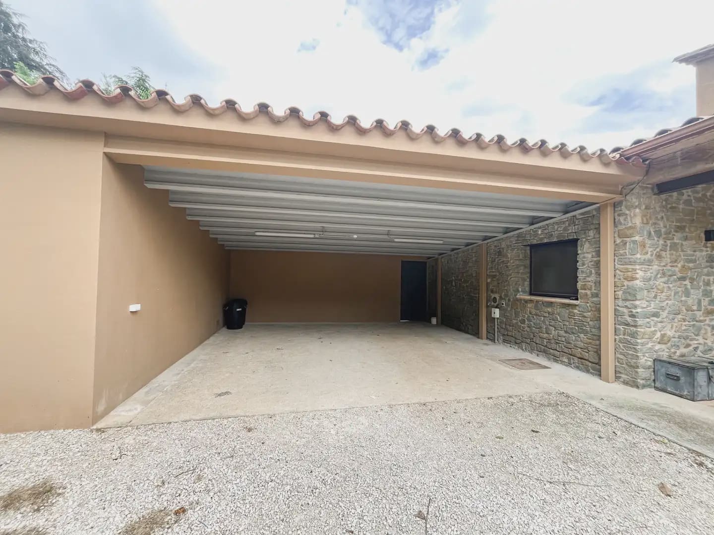5 bedroom Villa for sale in Sant Gregori with pool - € 890,000 (Ref: 9809857)