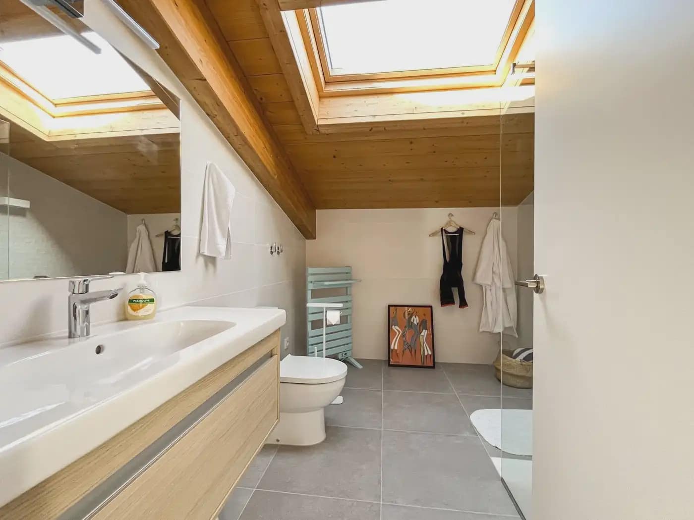 Ático de 2 habitaciones en Girona ciudad en alquiler con garaje - 2.000 € (Ref: 9874041)