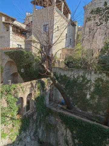 Piso de 3 habitaciones en Girona ciudad en alquiler - 2.315 € (Ref: 9893276)