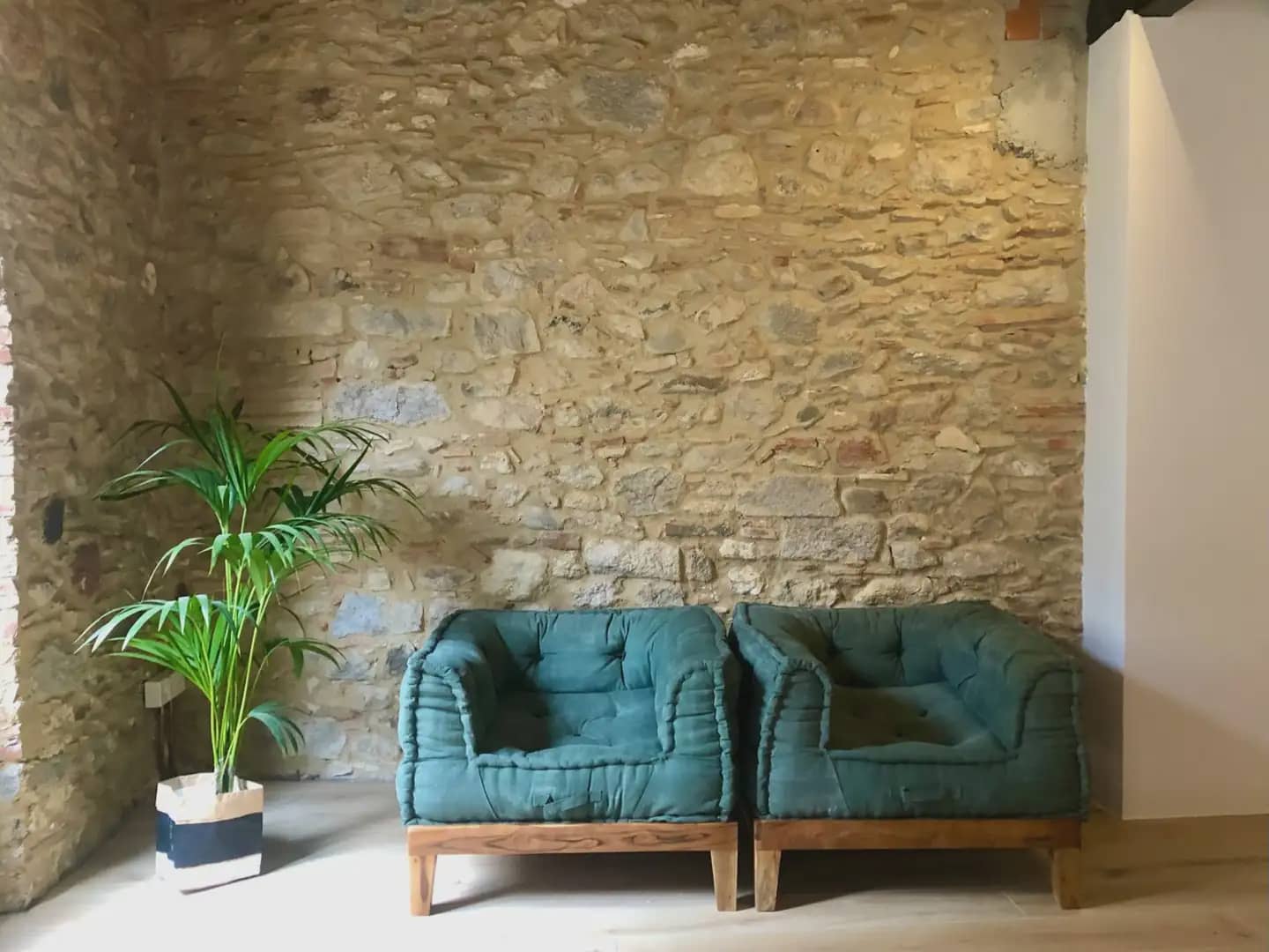 Piso de 3 habitaciones en Girona ciudad en alquiler - 2.315 € (Ref: 9893276)