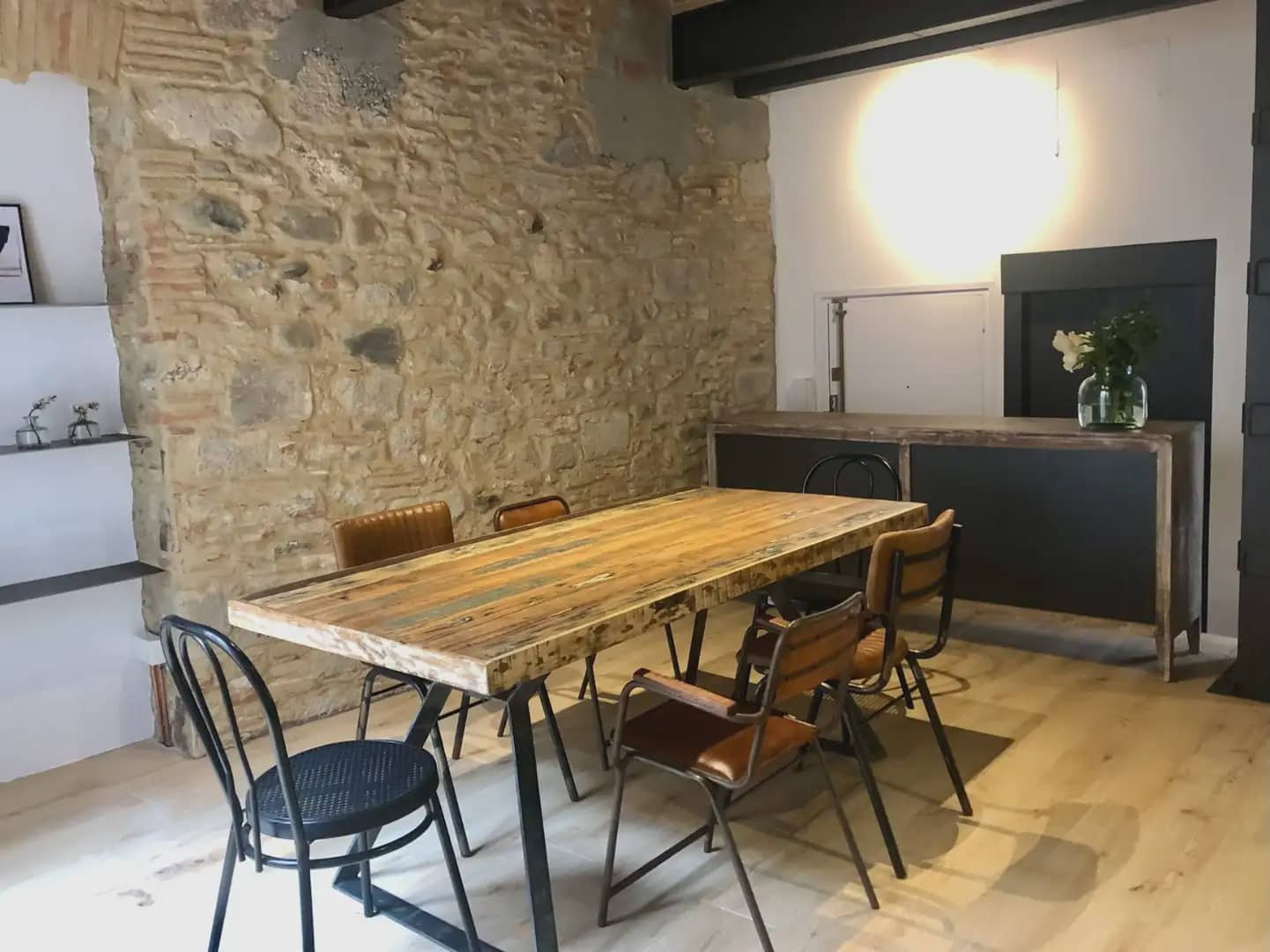 Piso de 3 habitaciones en Girona ciudad en alquiler - 2.315 € (Ref: 9893276)