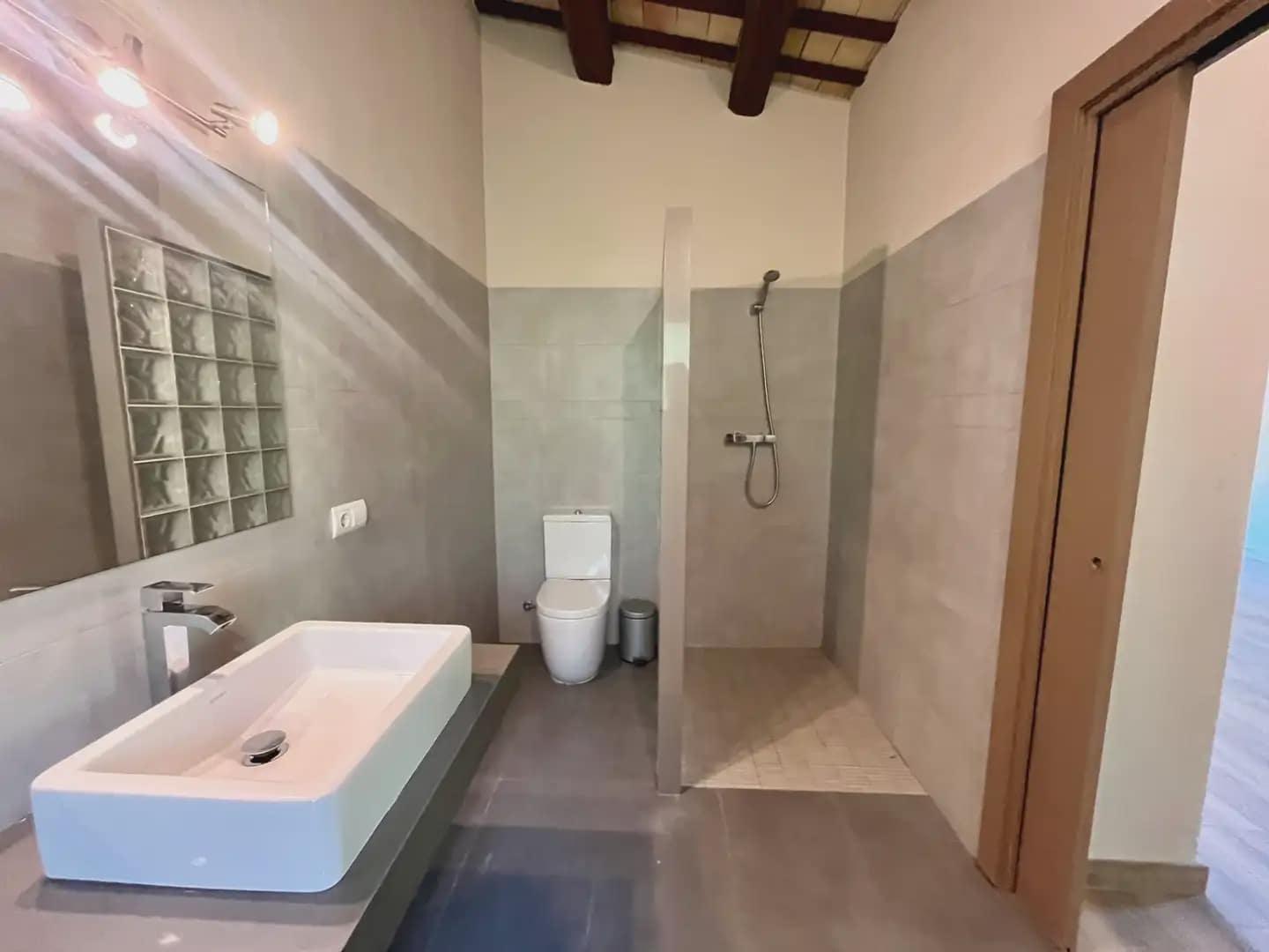 5 slaapkamer Finca/Landhuis te huur in Fornells de la Selva met garage - € 2.500 (Ref: 9906586)