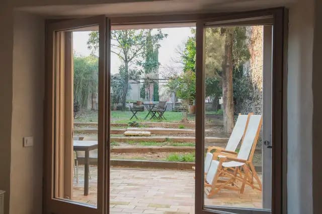 2 slaapkamer Flat te huur in Gerona stad - € 1.900 (Ref: 9911874)