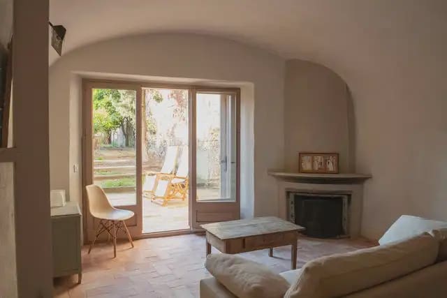 2 slaapkamer Flat te huur in Gerona stad - € 1.900 (Ref: 9911874)