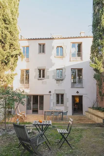 2 slaapkamer Flat te huur in Gerona stad - € 1.900 (Ref: 9911874)