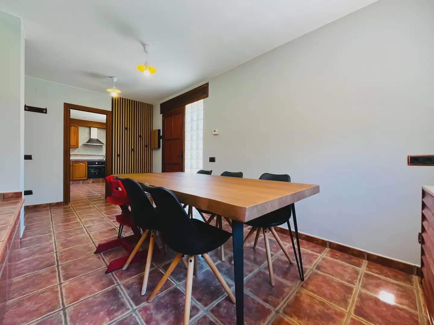4 bedroom Villa for rent in Sant Marti de Llemena with garage - € 1,600 (Ref: 9941485)