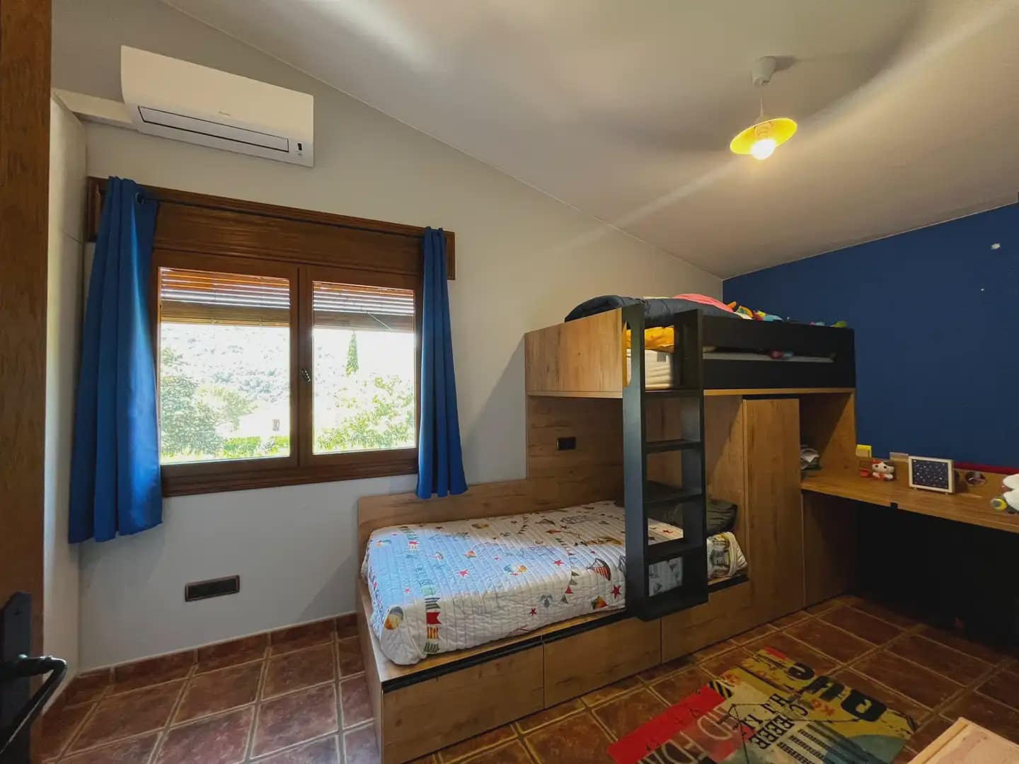 4 bedroom Villa for rent in Sant Marti de Llemena with garage - € 1,600 (Ref: 9941485)