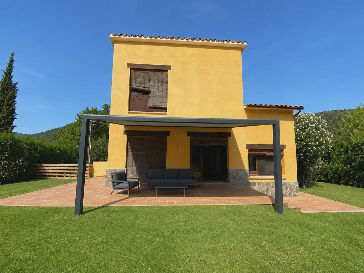 4 bedroom Villa for rent in Sant Marti de Llemena with garage - € 1,600 (Ref: 9941485)