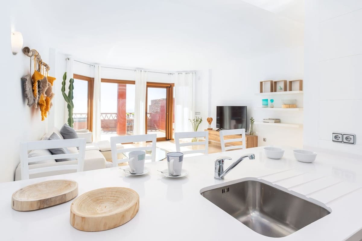 Ático de 3 habitaciones en Fuengirola en venta con piscina garaje - 695.000 € (Ref: 10073236)