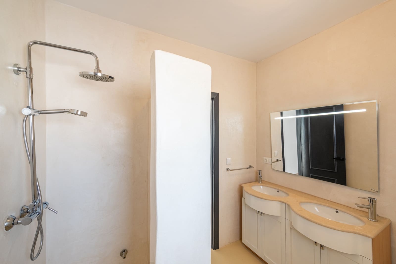 5 chambre Villa/Maison à vendre à La Capellania avec piscine garage - 975 000 € (Ref: 10076965)