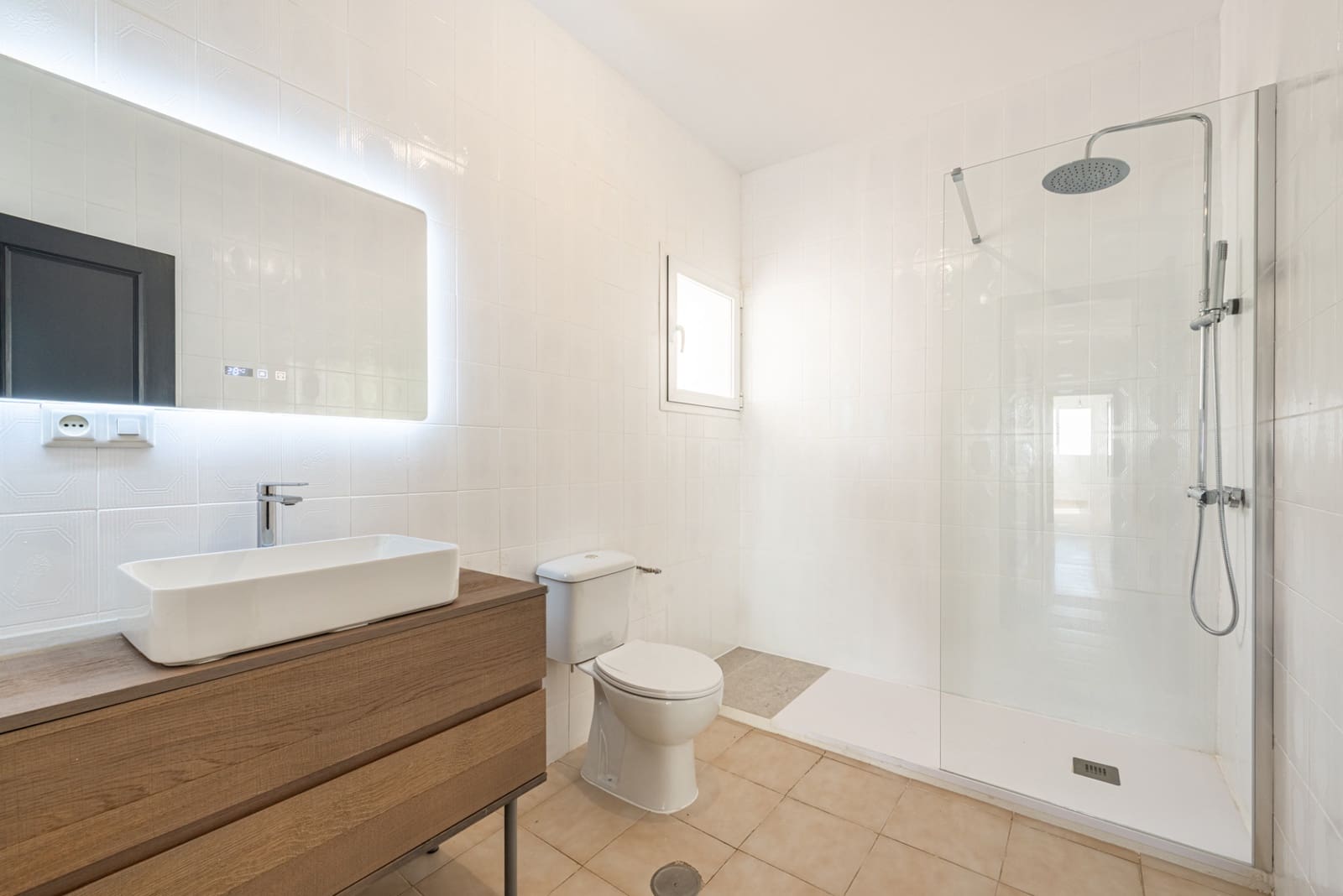 5 chambre Villa/Maison à vendre à La Capellania avec piscine garage - 975 000 € (Ref: 10076965)