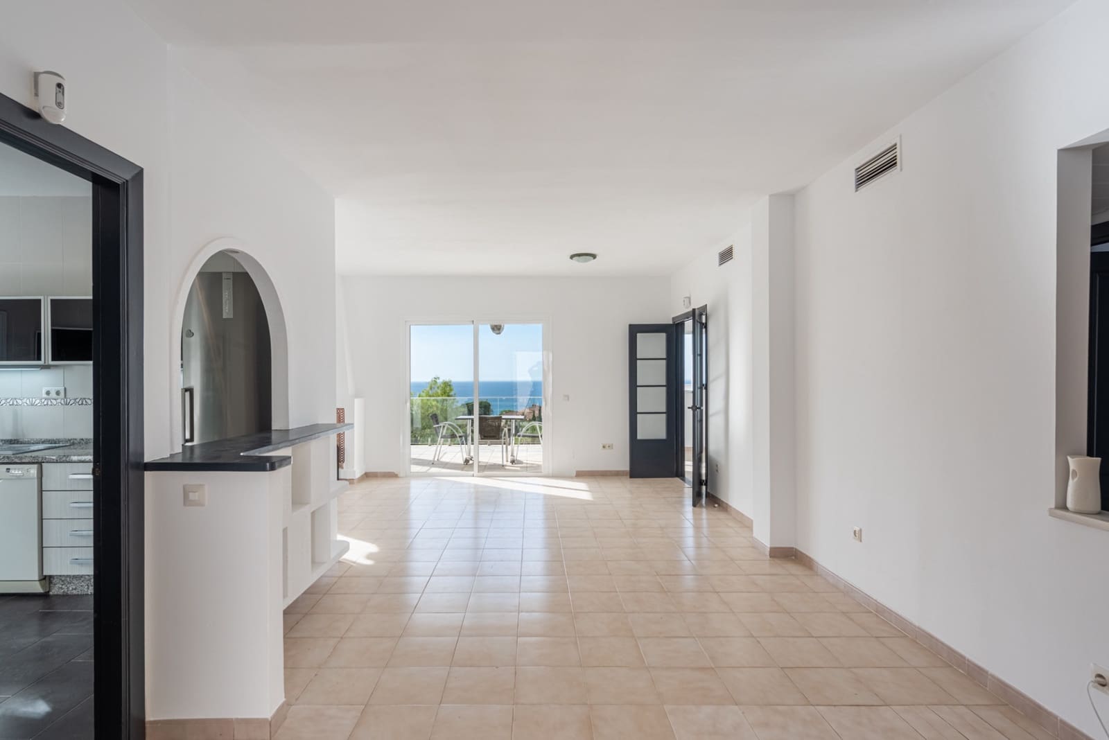 5 chambre Villa/Maison à vendre à La Capellania avec piscine garage - 975 000 € (Ref: 10076965)